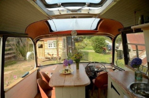 Foto - Eski yolcu otobüsünü eve dönüştürdü