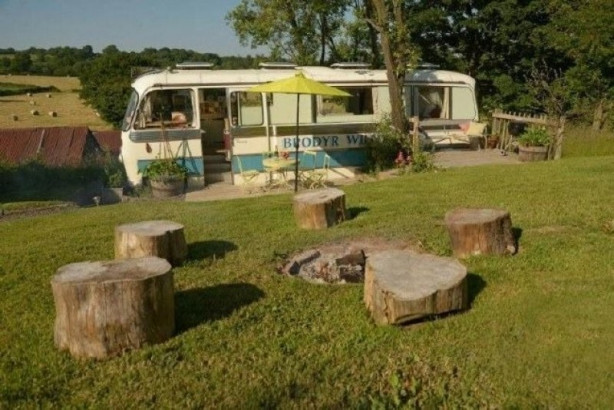 Foto - Eski yolcu otobüsünü eve dönüştürdü