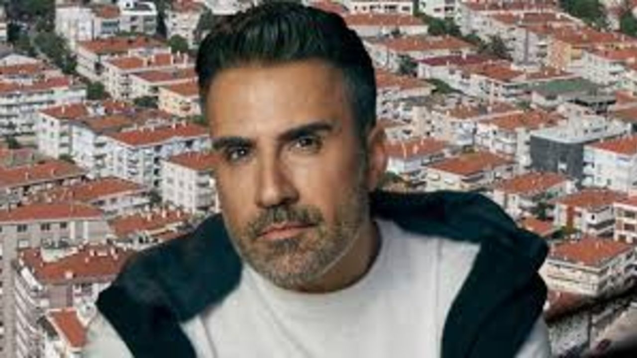 Foto - Eskiden zırıl zırıl ağlıyordu, şimdi çok fena gülüyor! Şarkıcı Emrah’ın gizli serveti "Yok artık" dedirtti