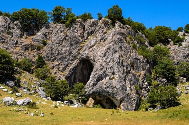 Foto - Eskişehir ve Bolu'yu birbirine bağlayan mağara