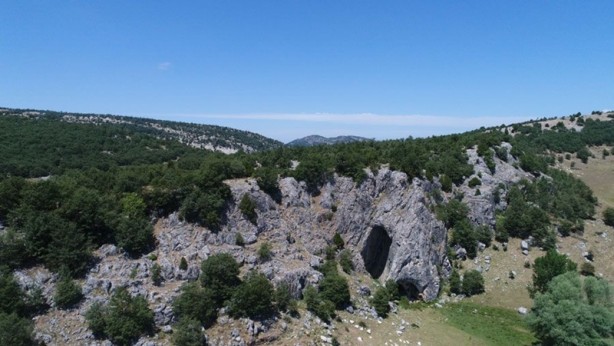 Foto - Eskişehir ve Bolu'yu birbirine bağlayan mağara