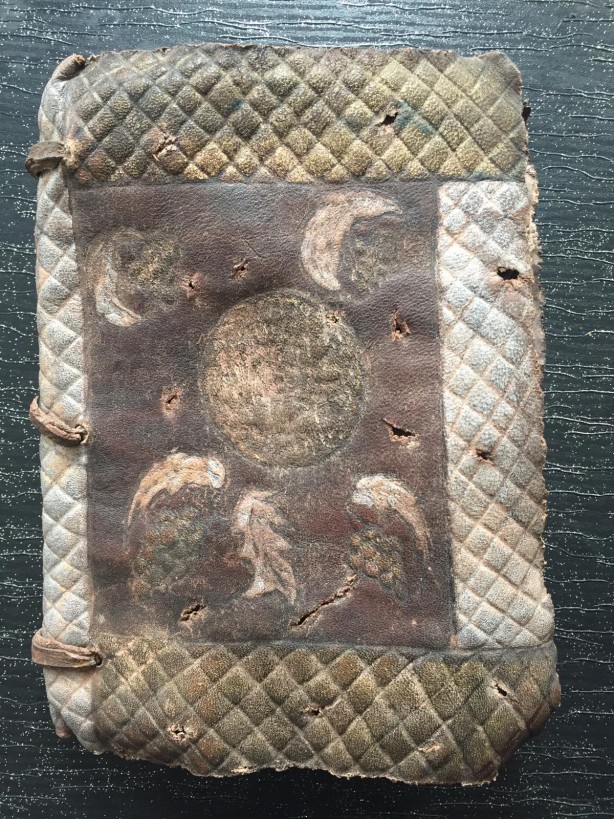 Foto - Eskişehir'de 1000 yıllık İncil ele geçirildi! 