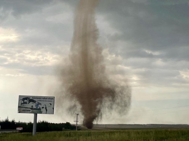 Foto - Eskişehir'de hortum