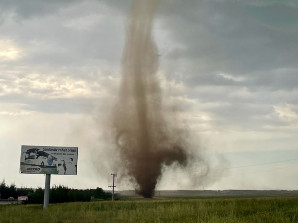 Foto - Eskişehir'de hortum