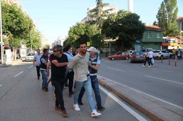 Foto - Eskişehir'de onursuzların yürüyüşüne geçit yok: 10 gözaltı