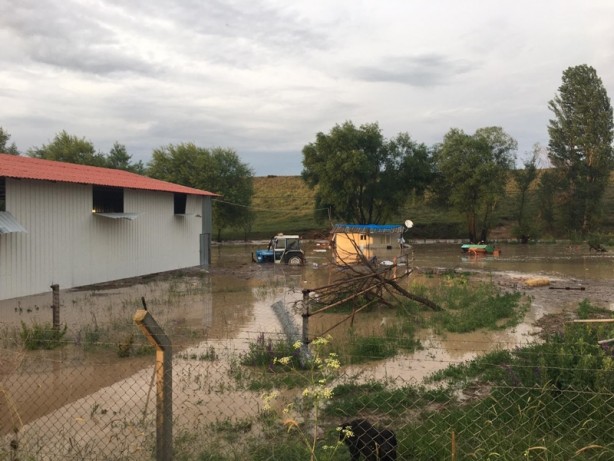 Foto - Eskişehir'de sel felaketi!