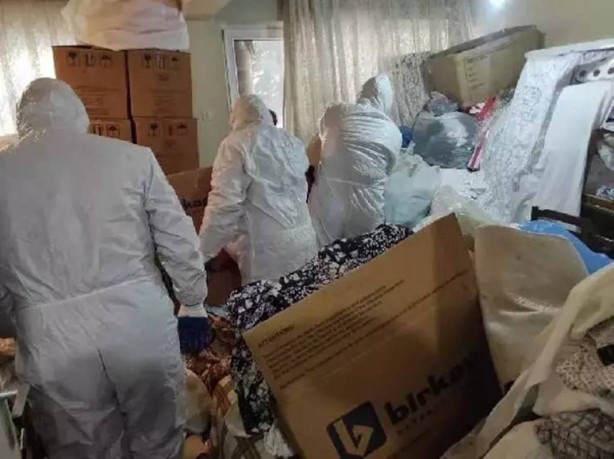 Foto - Eskişehir’de, şikayet üzerine apartman dairesine giden ekipler, şaşkınlıktan dondu kaldı! Bu rezaleti tarif edecek kelime yok! Anne ile oğlu…
