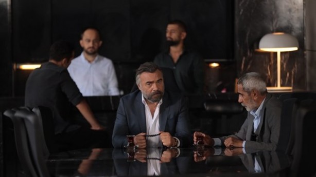 Eşkıya Dünyaya Hükümdar Olmaz ekibini yıkan haber!