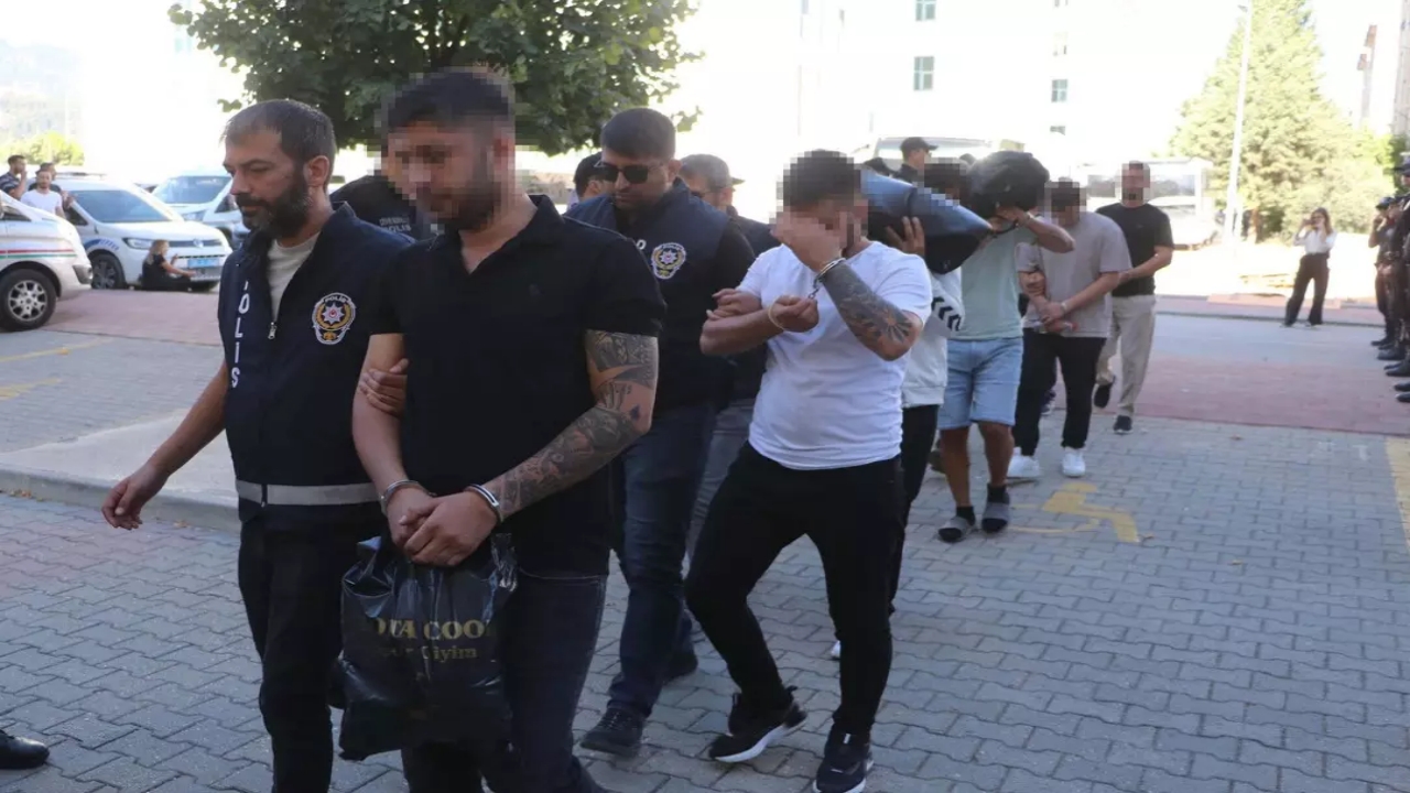 Foto - "Eskort avukatlar" tüm Türkiye’yi şoke etti! Ayrıntıları okuyunca, "Yok artık" diyeceksiniz