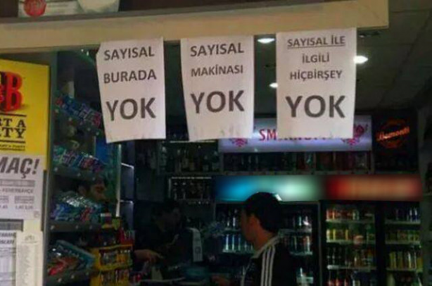 Foto - Esnaf eli değmiş güldüren yazılar