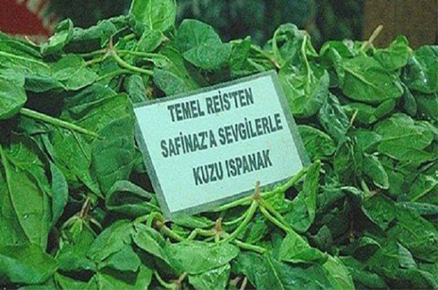 Foto - Esnaf eli değmiş güldüren yazılar