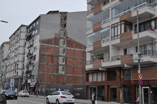 Foto - Esnafın yüreği ağzında! Deprem paniği o ilimizi de sardı