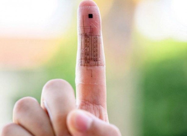 Foto - Esnek elektronik deriyle robotları daha da insansı yapacaklar