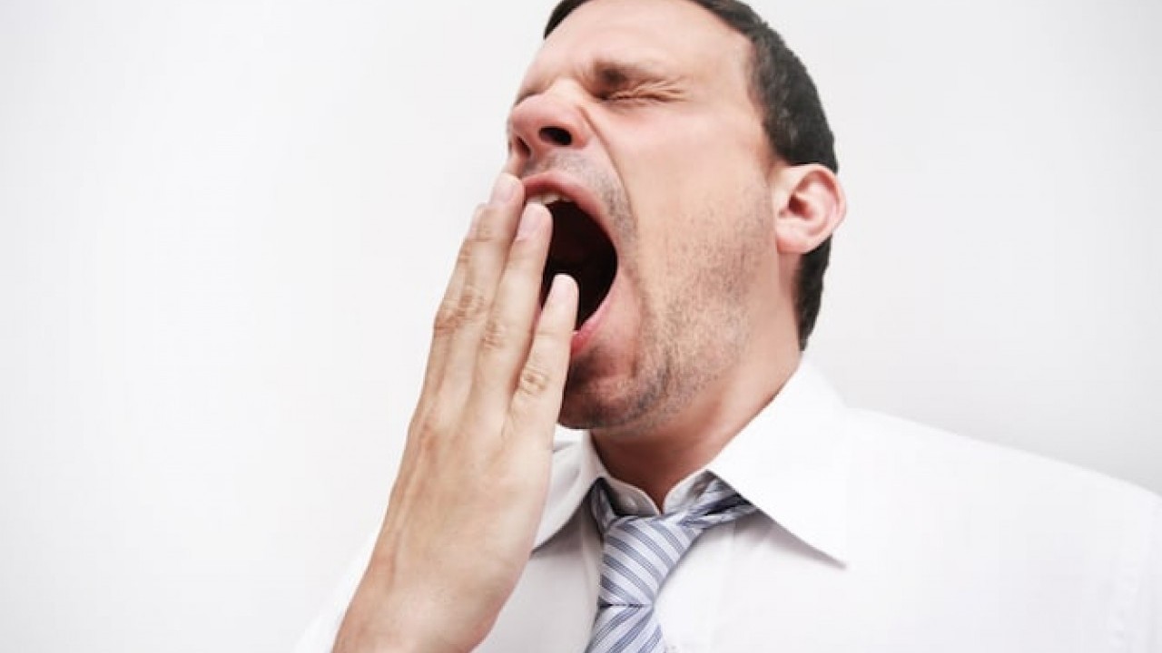 Esnemenin beyinle ilgili şok etkisi! Sıvıyı tetikliyor