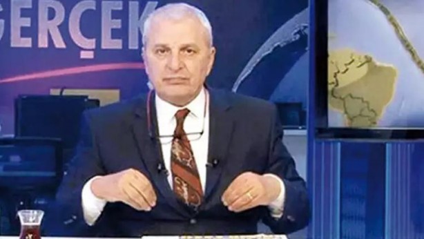 Foto - Esra Elönü’den olay sözler! "Gazze edebiyatından sıkıldık" diye böğüren "bit tarağı"na ayar üstüne ayar verdi: Öyle zemheride kuyruğu asfalta yapışık enik gibi kalırsın