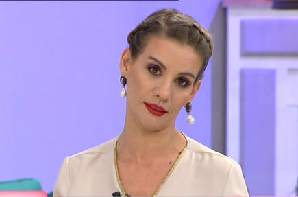 Foto - Esra Erol hayatının şokunu yaşadı! Apar topar emniyete koştu