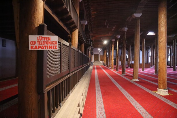 Foto - Eşsiz bir başyapıt: Sivrihisar Ulu Camii