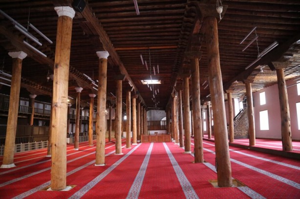 Foto - Eşsiz bir başyapıt: Sivrihisar Ulu Camii