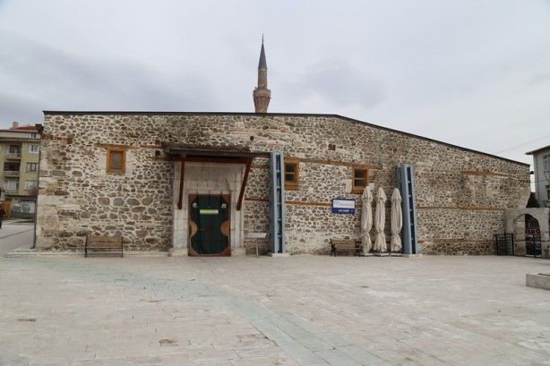Foto - Eşsiz bir başyapıt: Sivrihisar Ulu Camii