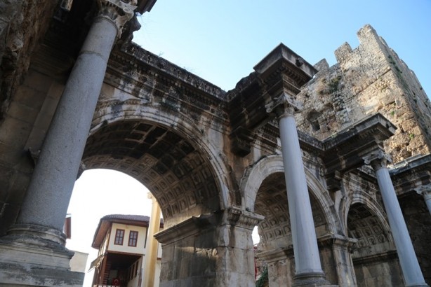 Foto - Eşsiz yapısıyla Korkut (Kesik Minare) Camii
