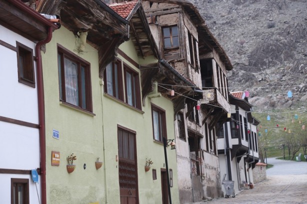 Foto - Benzersiz yapısıyla tarihi Sivrihisar evleri