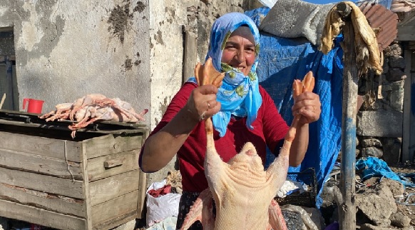 Foto - Eti ayrı tüyü ayrı satılıyor! Kapış kapış gidiyor tanesi 1200 TL