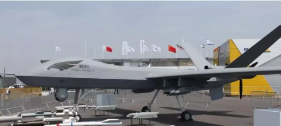 Foto - Etrafları Türk İHA'ları ile sarılmıştı! Bayraktar TB2 SİHA'ya rakip İHA yaptılar