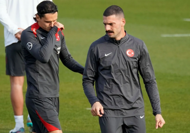 Foto - Euro 2024 öncesi toplanan A Milliler’de büyük sürpriz ortaya çıktı: Yeni tarzı herkesi şaşırttı: Gündem oldu gündem…