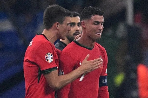 Foto - EURO 2024’te büyük hüsran! Cristiano Ronaldo gözyaşlarını tutamadı: O anlar geceye damga vurdu…