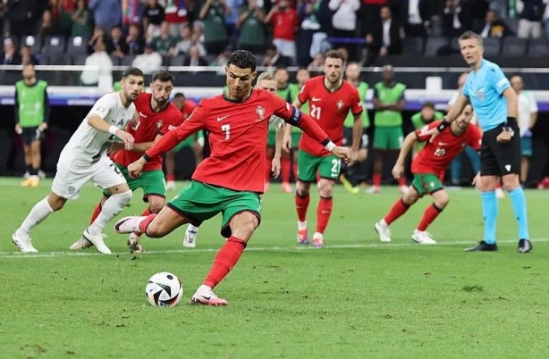 Foto - EURO 2024’te büyük hüsran! Cristiano Ronaldo gözyaşlarını tutamadı: O anlar geceye damga vurdu…