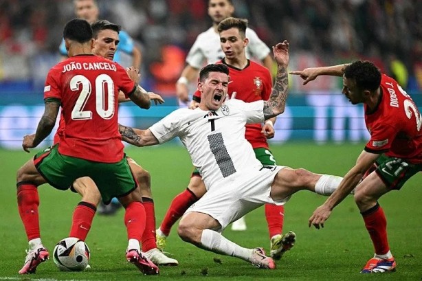 Foto - EURO 2024’te büyük hüsran! Cristiano Ronaldo gözyaşlarını tutamadı: O anlar geceye damga vurdu…