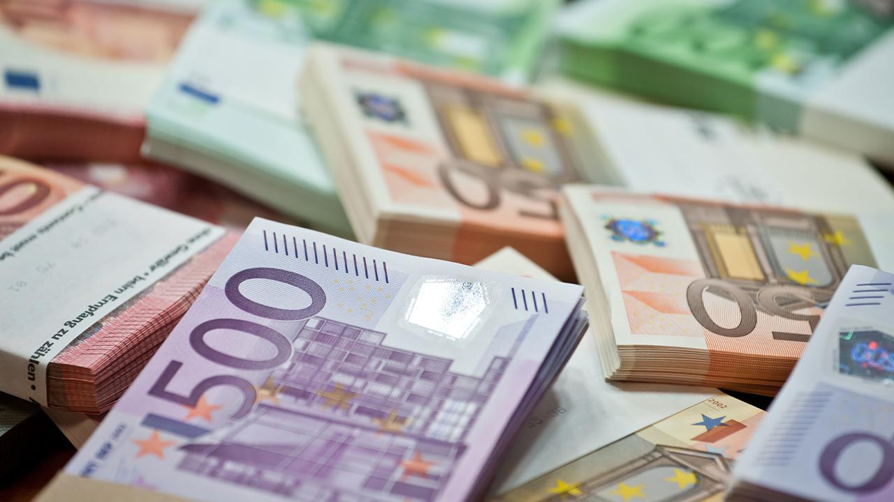 Foto - Euro 40 TL'yi aşarak tarihi zirveye çıktı