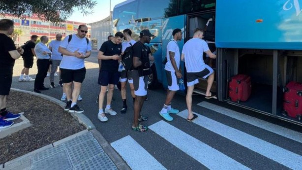 Foto - Tarihi maç öncesi Türk Telekom, İspanya'da skandalı yaşadı! Antrenör yaralandı, çok büyük provokasyon