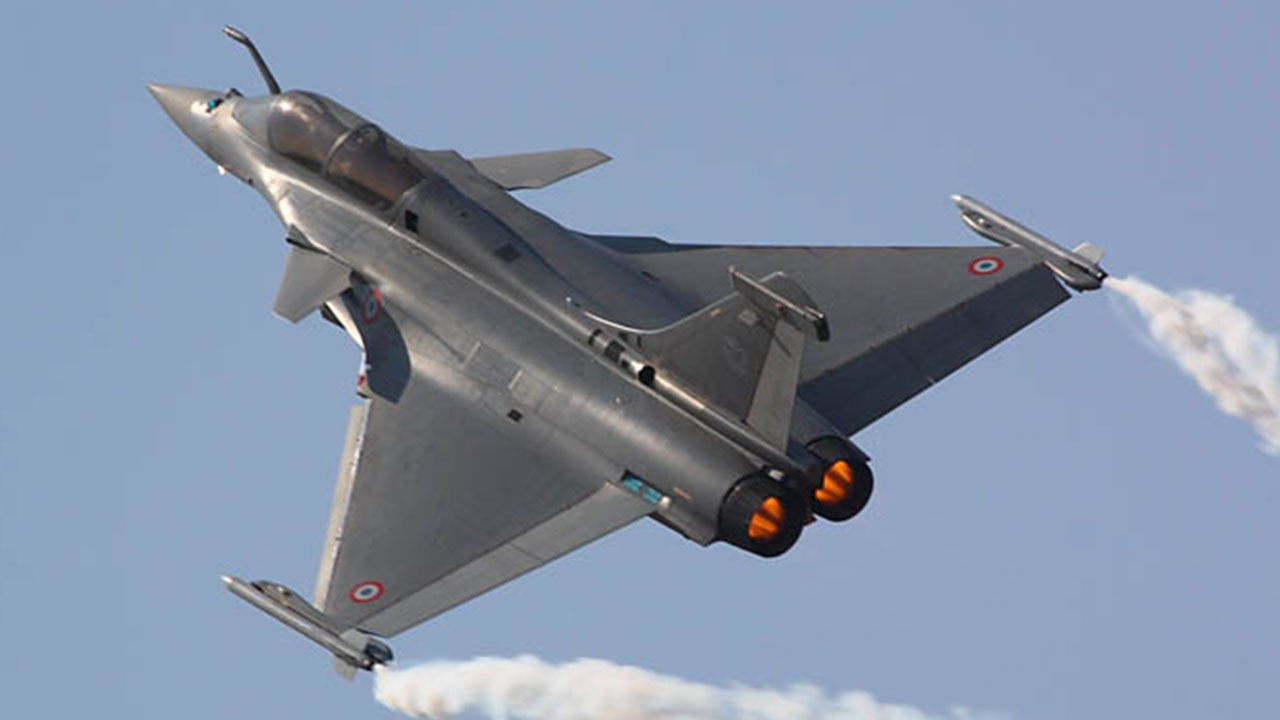 Foto - Eurofighter Typhoon'ları almak şart oldu! Türkiye'yi vurmak için 24 tane savaş uçağı aldılar