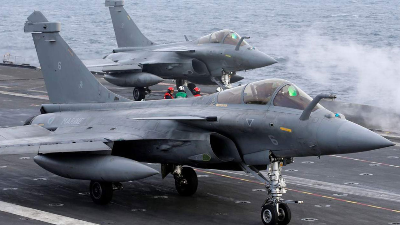 Foto - Eurofighter Typhoon'ları almak şart oldu! Türkiye'yi vurmak için 24 tane savaş uçağı aldılar