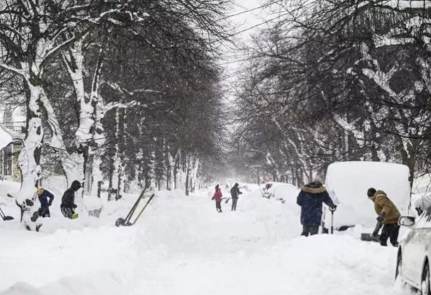 Foto - Ev bile buz tuttu! ABD felaketi yaşıyor