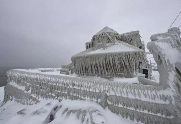 Foto - Ev bile buz tuttu! ABD felaketi yaşıyor