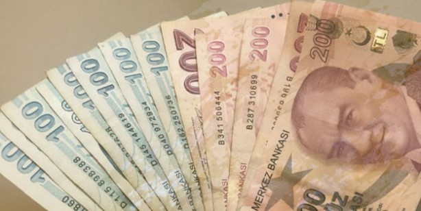 Foto - Ev hanımları emekli olur mu nasıl emekli olur? Hiç sigortası olmayan ev hanımları emeklilik şartları neler?