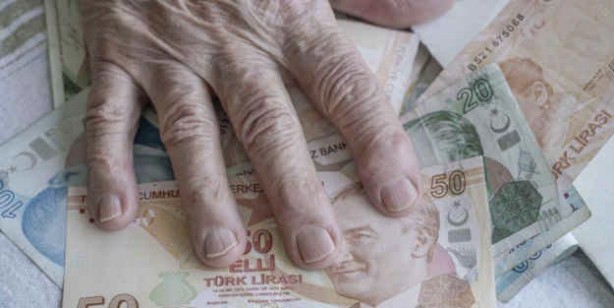 Foto - Ev hanımları nasıl emekli olur?