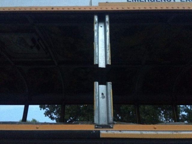 Foto - Ev kirası fazla gelince otobüsü eve dönüştürdü