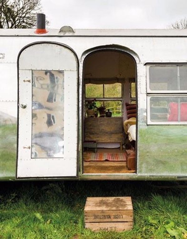 Foto - Ev kirasından sıkılınca bakın ne yaptı