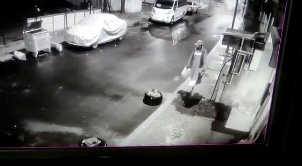 Foto - Ev sahibi çileden çıktı | Hırsızlar çıkarken öyle bir şey yazmış ki…