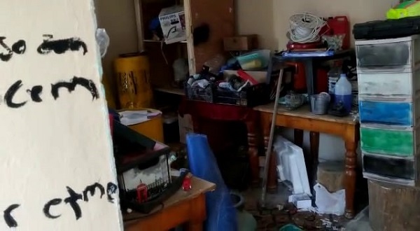 Foto - Ev sahibi çileden çıktı | Hırsızlar çıkarken öyle bir şey yazmış ki…