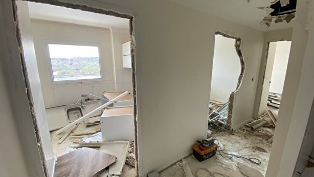 Foto - Ev sahibini çıldırtan görüntü! Kiracının yaptığı 'pes' dedirtti