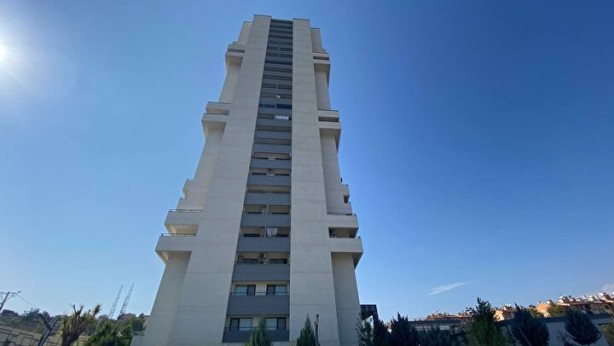 Ev sahibini çıldırtan görüntü! Kiracının yaptığı 'pes' dedirtti