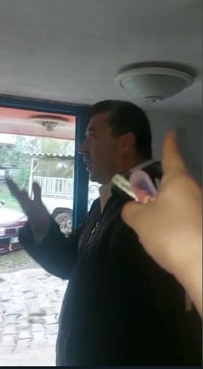 Foto - Ev sahibinin üzerine yürüdüğü anları cep telefonuyla kaydeden kadın şikayetçi oldu