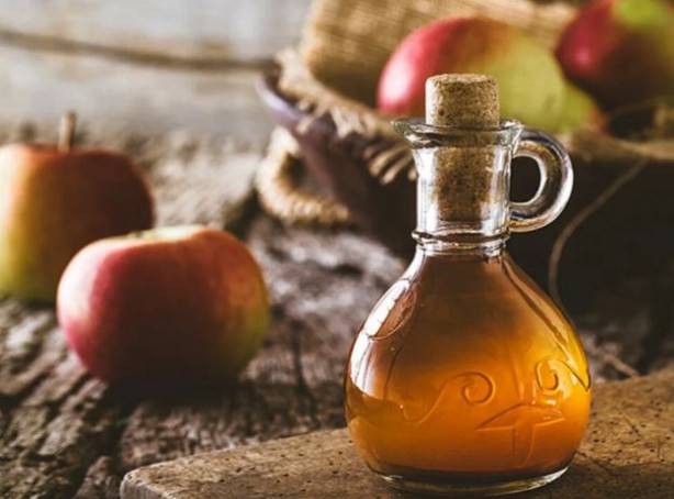 Foto - Ev Yapımı doğal ve pratik elma sirkesi birçok hastalıkla savaşıyor! Saraçoğlu elma sirkesi tarifi
