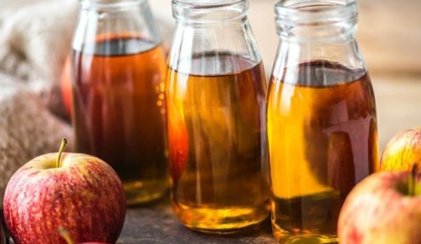 Foto - Ev Yapımı doğal ve pratik elma sirkesi birçok hastalıkla savaşıyor! Saraçoğlu elma sirkesi tarifi
