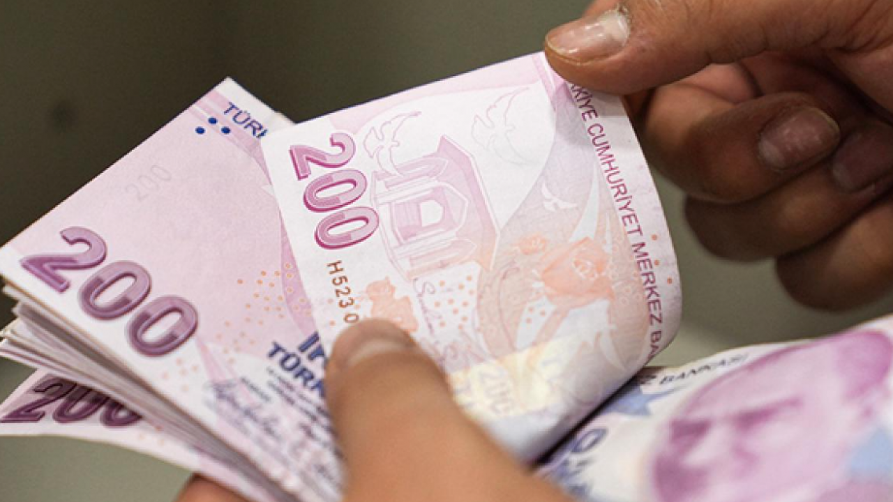 Evde bakım maaşı alan 517 bin kişiye müjde! Hem ödemeler başladı hem de maaşlar yükseldi