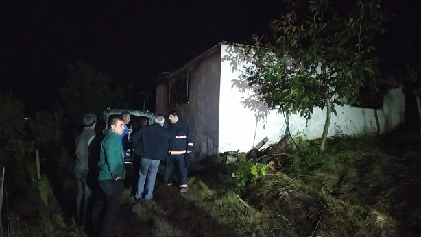 Foto - Evde çıkan yangında baba ve üç çocuğu yaşamını yitirdi